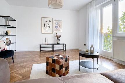 4-Zimmer-Wohnung mit Balkon und Garage - renoviert & sofort frei 4 zimmer