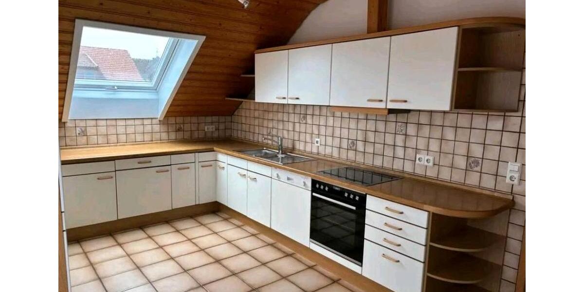 Dachgeschoßwohnung Calw - 4 Zimmer, 105 m&sup2;, 1.050&euro; | Angebot:26091626