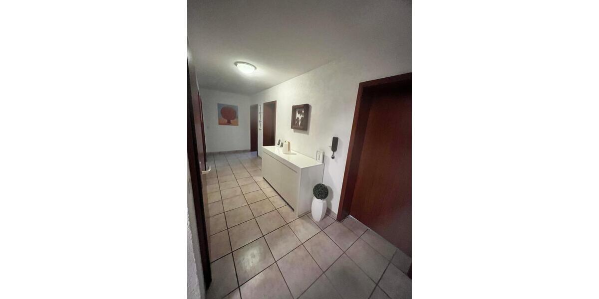 Einfamilienhaus Althengstett - 7 Zimmer, 170 m&sup2;, 620.000&euro; | Angebot:25921296