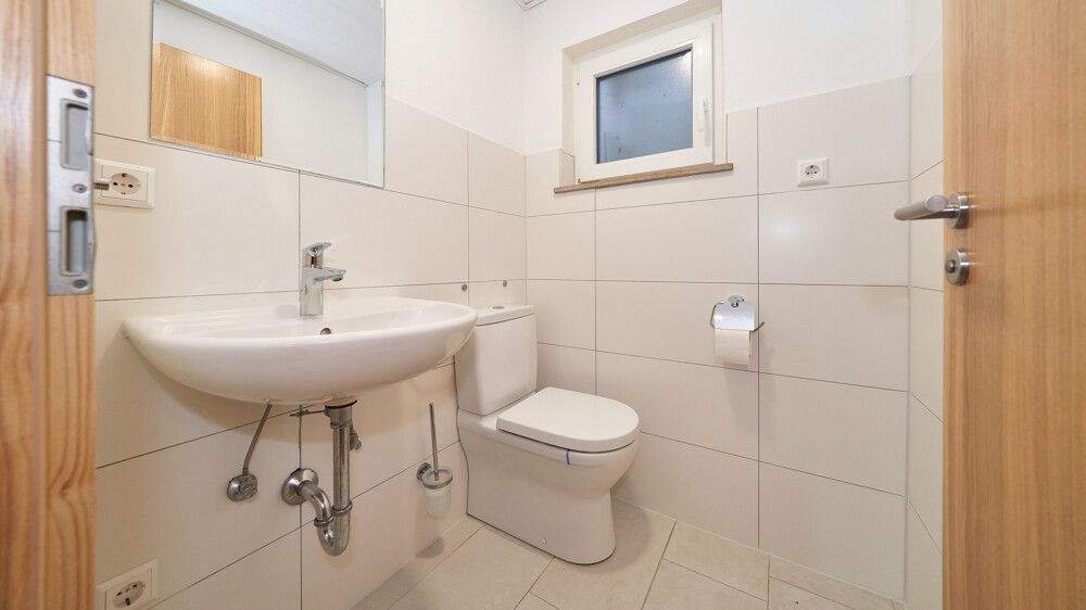 Bungalow Vaihingen an der Enz / Roßwag Roßwag - 7 Zimmer, 208 m&sup2;, 635.000&euro; | Angebot:25697225