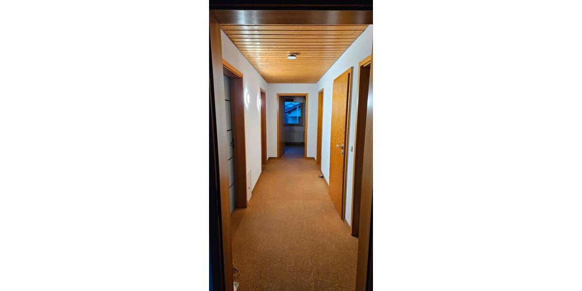 3 Zimmer DG-Wohnung mit EBK & Balkon 3 zimmer