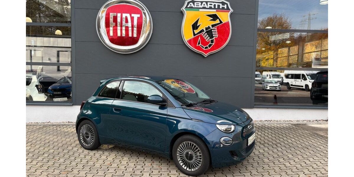 Fiat 500e 27.000 km 17.690 &euro; Ettlingen 76275