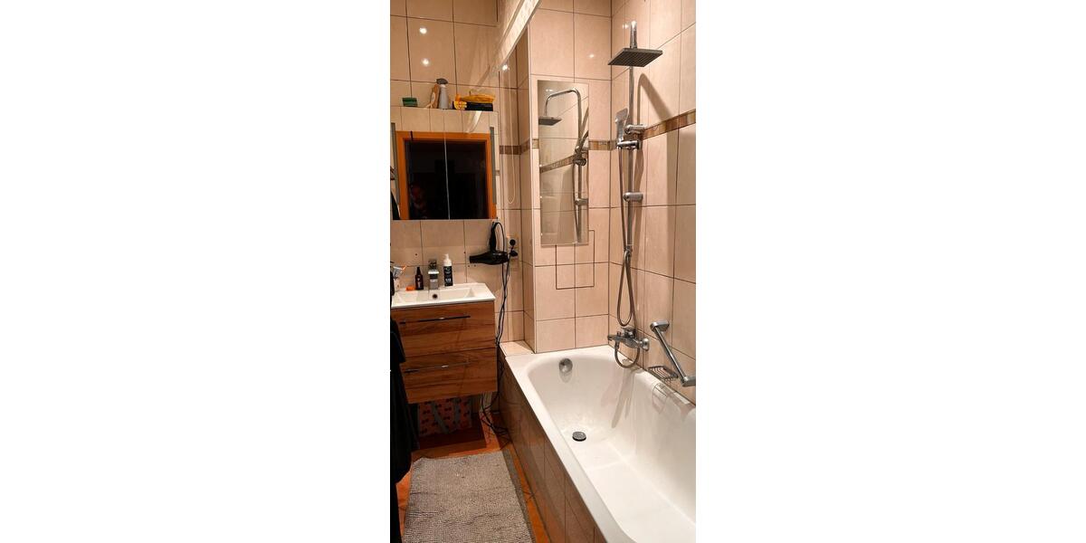 Etagenwohnung Pforzheim Büchenbronn - 3 Zimmer, 76 m&sup2;, 900&euro; | Angebot:25102769