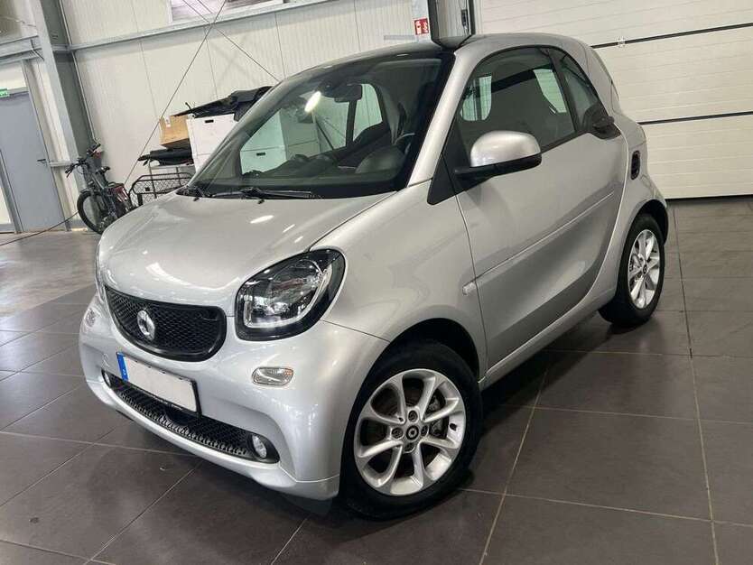 Smart forTwo 18.000 km 8.495 € Bretten 75015