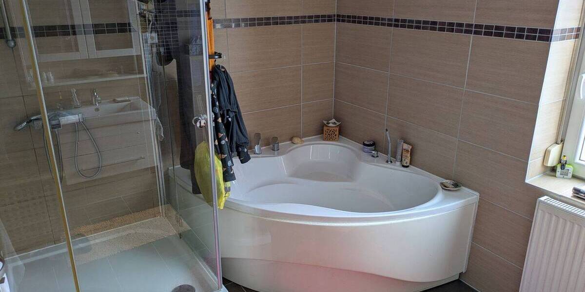 Pforzheim-Birkenfeld-Großzügige Doppelhaushälfte 7 zimmer