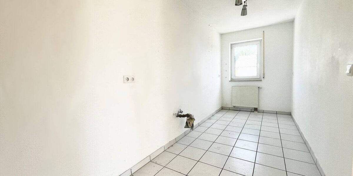 Etagenwohnung Pforzheim Südweststadt - 3 Zimmer, 103 m&sup2;, 1.190&euro; | Angebot:26868779