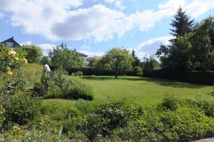 Grundstück zu verkaufen in Pforzheim 769.000 € 862 m²