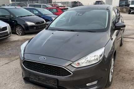 Ford Focus 240.000 km 3.900 &euro; Bruchsal 76646