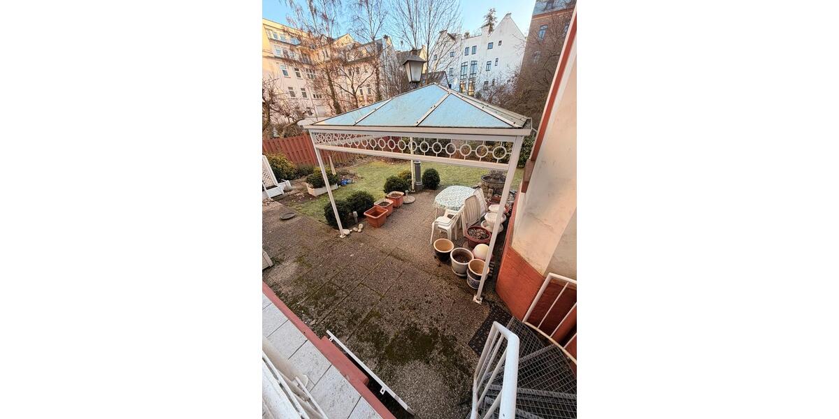 Altbauwohnung in zentraler Lage von Wiesbaden 4 zimmer