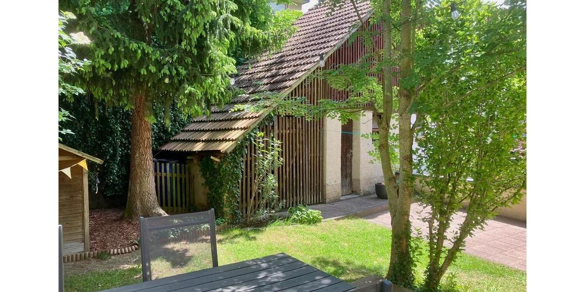 Haus zu vermieten, 135 m2, 5,5 Zi, Altbau in Bretten, zentrumsnah 5.5 zimmer