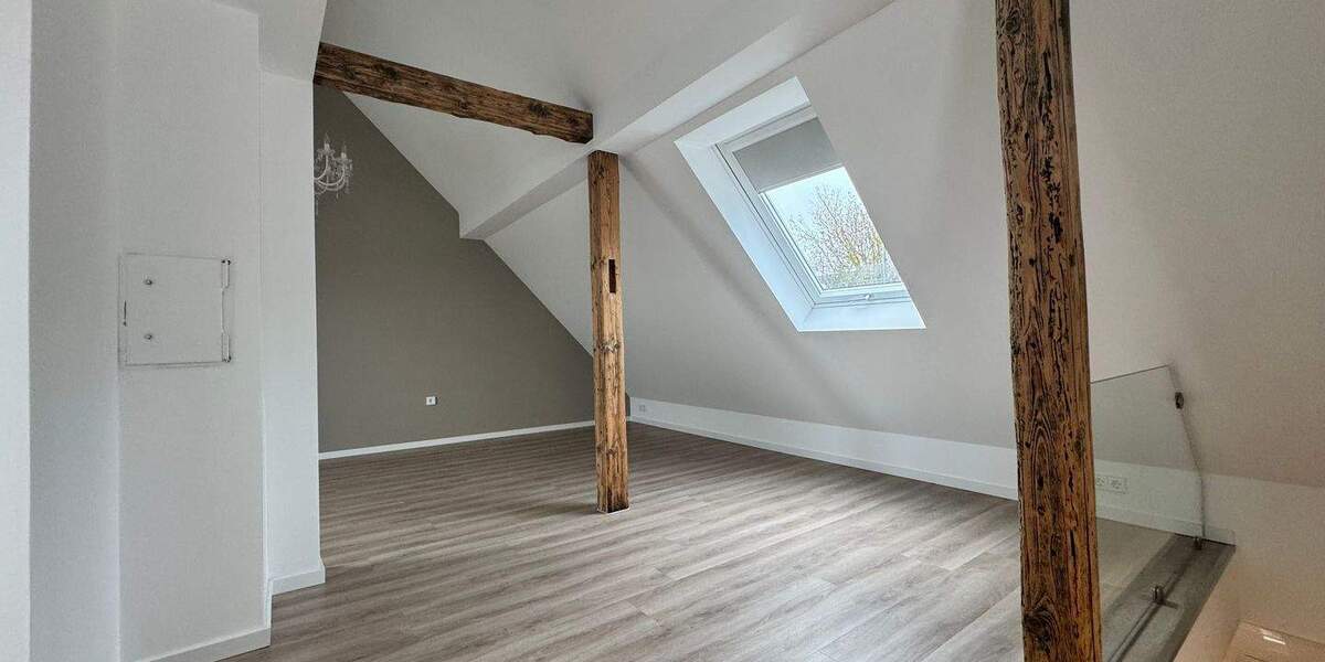 Einfamilienhaus Sachsenheim Hohenhaslach - 3 Zimmer, 102 m&sup2;, 370.000&euro; | Angebot:25690274