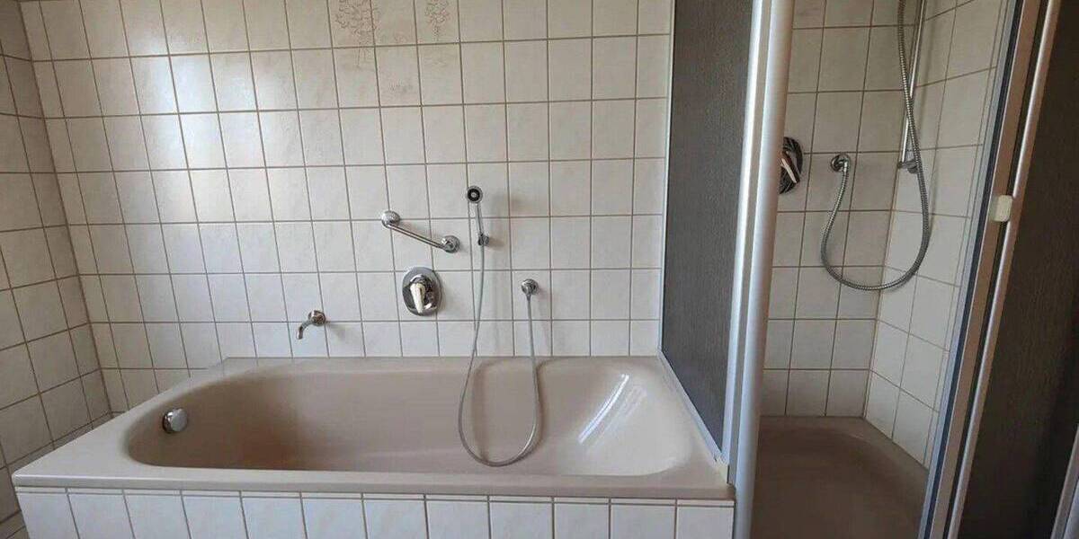 Etagenwohnung Karlsruhe Grötzingen - 3 Zimmer, 100 m&sup2;, 1.485&euro; | Angebot:26541317