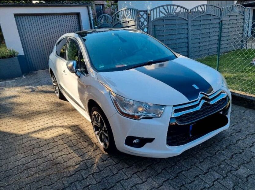 DS4