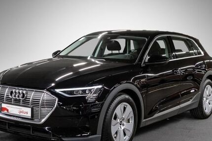 Audi e-tron 29.824 km 27.740 € Stuttgart 70469