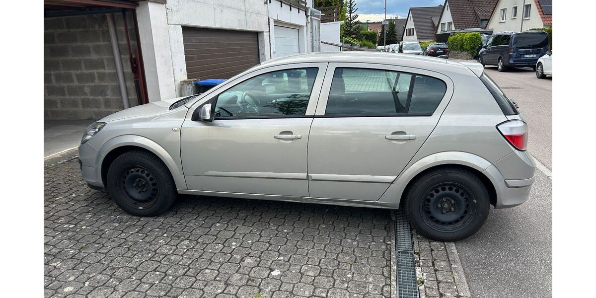 Opel Astra 60.000 km 3.199 &euro; Weissach 71287