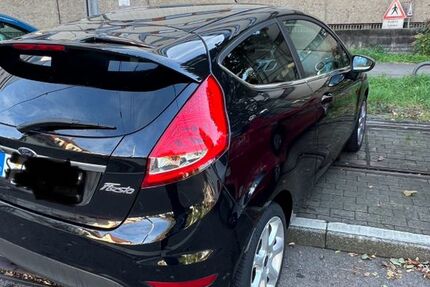 Ford Fiesta 190.500 km 2.900 € Stuttgart 70372