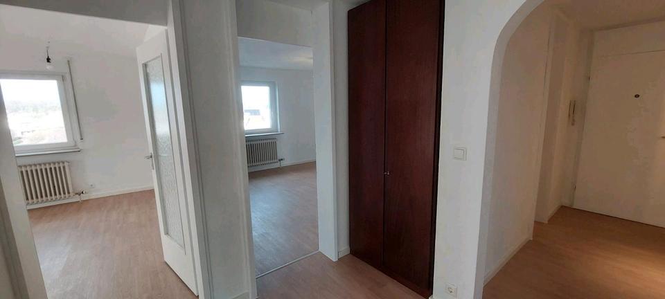 Etagenwohnung Gerlingen - 3 Zimmer, 77 m&sup2;, 1.475&euro; | Angebot:25641336