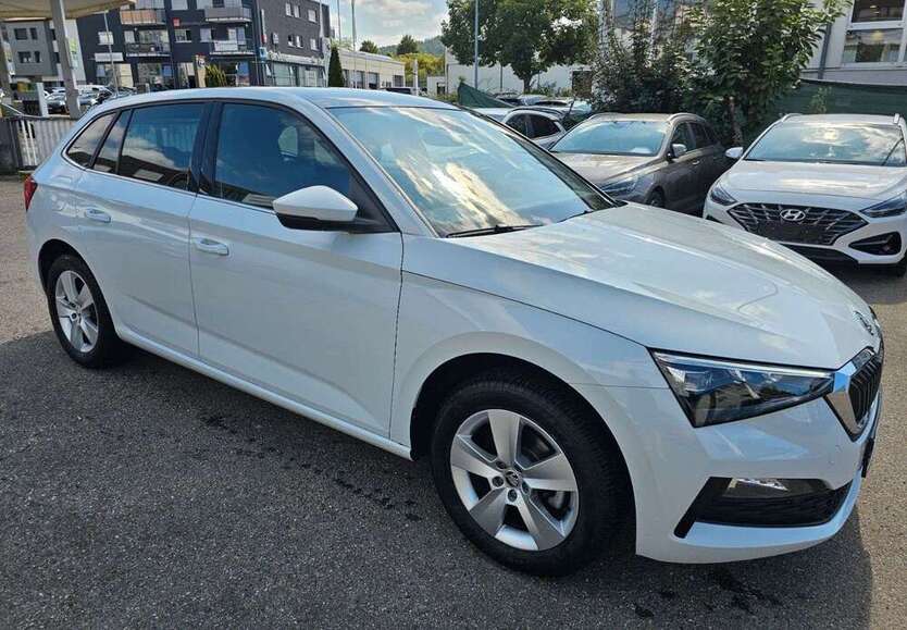 Skoda Scala 5.388 km 23.500 € Leonberg 71229