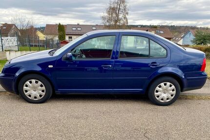 VW Bora 268.000 km 700 &euro; Engelsbrand 75331