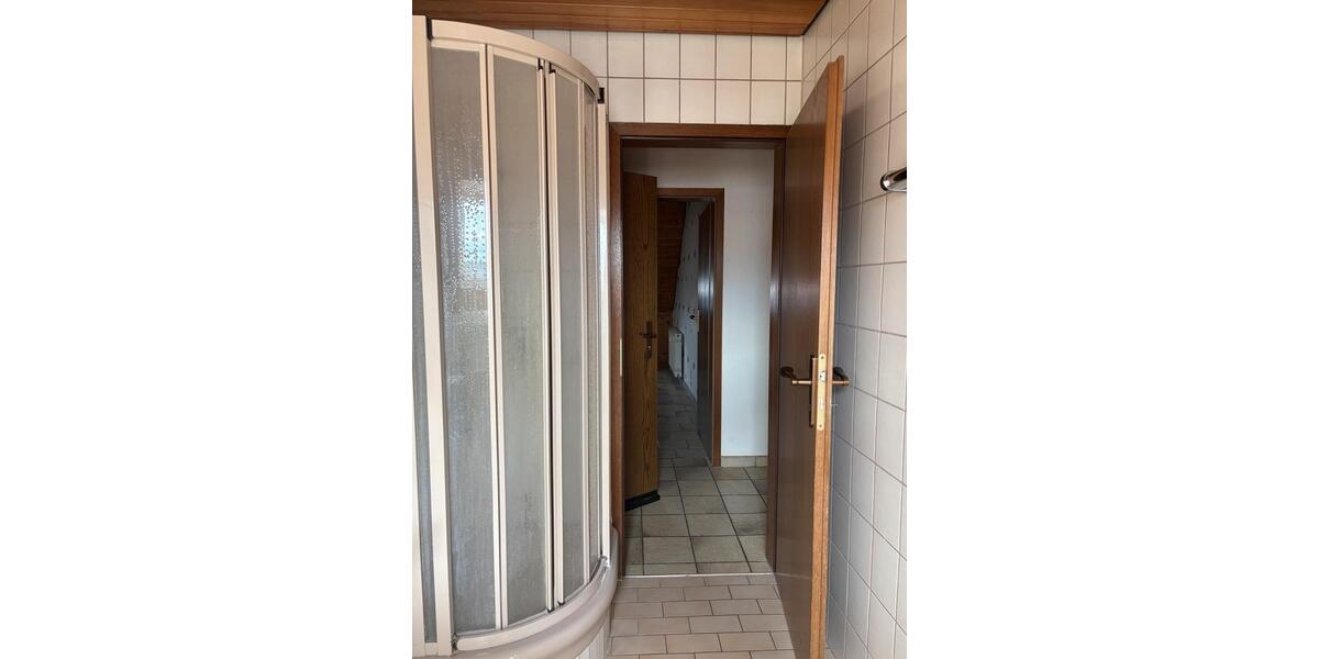 Dachgeschoßwohnung Walzbachtal - 1 Zimmer, 65 m&sup2;, 880&euro; | Angebot:26491806