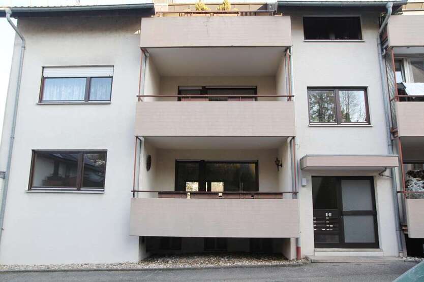 Wohnung zum Kaufen in Pforzheim 230.000 € 92 m²