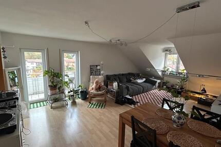 Gemütliche 2-Zimmer-Wohnung mit Balkon und Stellplatz 2 zimmer