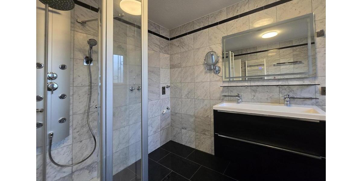 Doppelhaushälfte Karlsruhe Durlach - 7 Zimmer, 195 m&sup2;, 2.870&euro; | Angebot:26699085