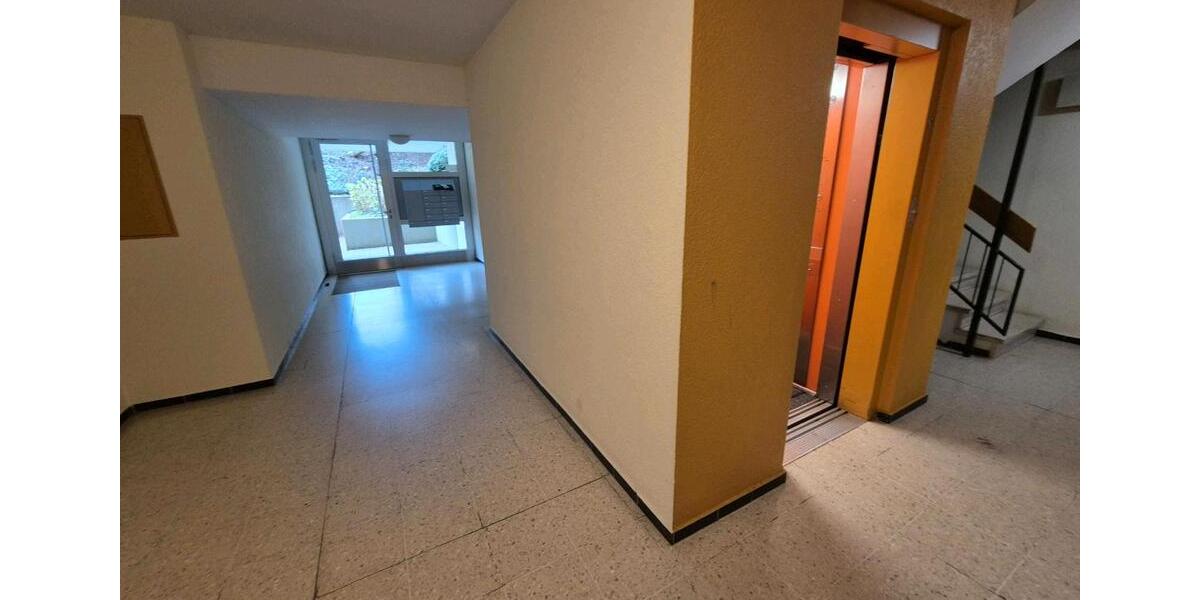 Etagenwohnung Pforzheim Nordstadt - 3.5 Zimmer, 93 m&sup2;, 248.000&euro; | Angebot:25932904