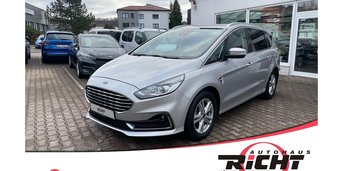 Ford S-Max 63.950 km 25.940 &euro; Leonberg 71229