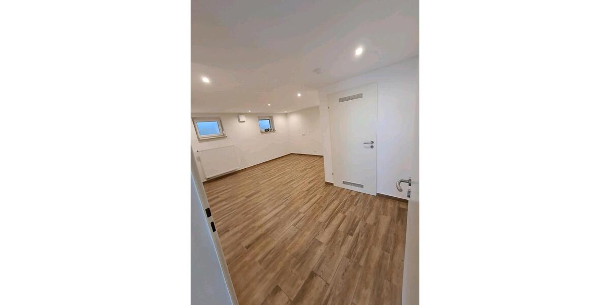 Moderne 2 Zimmerwohnung 70m2 zu vermieten . 2 zimmer