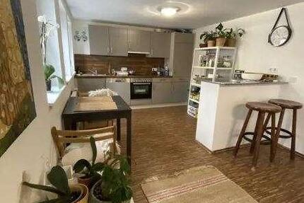 Wohnung Pforzheim Nordstadt - 2 Zimmer, 58 m&sup2;, 720&euro; | Angebot:25539477