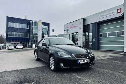 Lexus IS 220d 284.000 km 6.500 &euro; Bad Liebenzell Unterhaugstett 75378