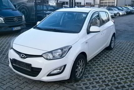 Hyundai i20 148.800 km 3.490 € Eppingen 75031