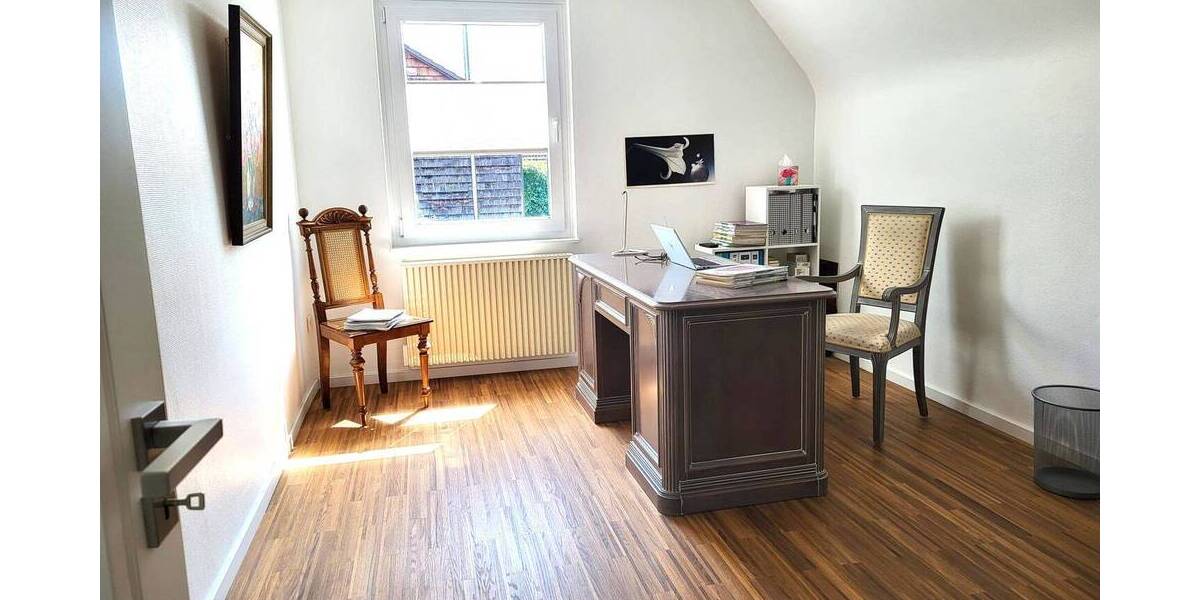 Mehrfamilienhaus, Wohnhaus Remchingen Singen - 8 Zimmer, 184 m&sup2;, 595.000&euro; | Angebot:25699875