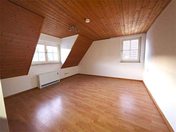 Modernisiertes Wohnhaus in Grafenau mit viel Platz - Einfamilienhaus Grafenau Döffingen | Angebot:25807618