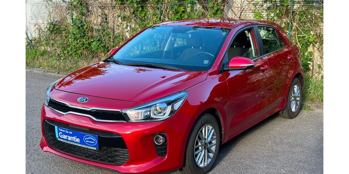 Kia Rio 102.000 km 8.290 &euro; Karlsruhe 76137