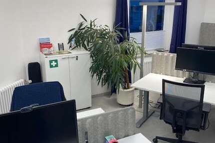 Büro in Leonberg 159 € 8 m²