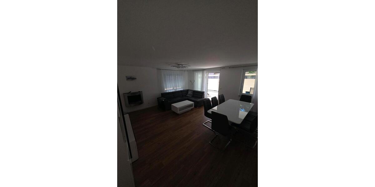 Erdgeschoßwohnung Markgröningen - 4 Zimmer, 105 m&sup2;, 580.000&euro; | Angebot:27019419