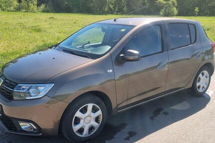 Dacia Sandero 152.569 km 4.799 &euro; Leonberg Gebersheim 71229