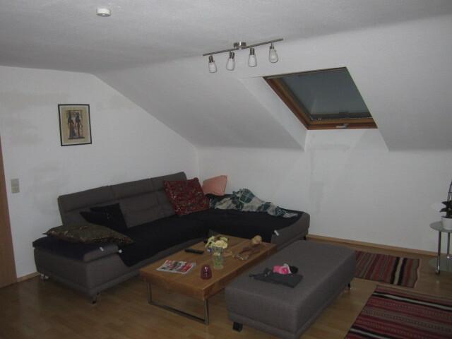 Dachgeschoßwohnung Bretten - 3 Zimmer, 90 m&sup2;, 990&euro; | Angebot:26346885