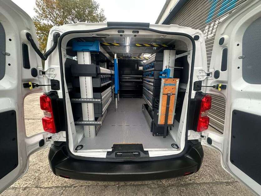 Opel Vivaro 97.895 km 17.990 € Sindelfingen 71065