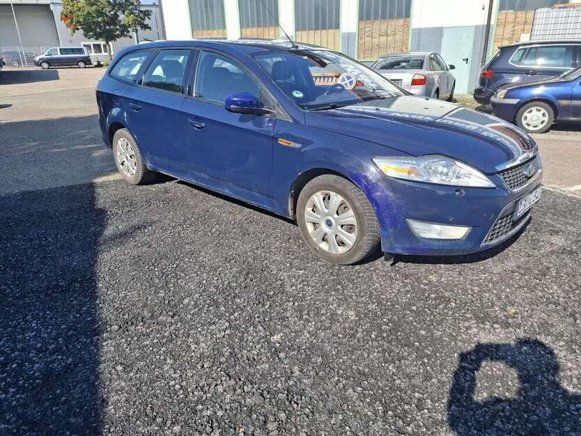 Ford Mondeo 194.000 km 799 € Sachsenheim 74343