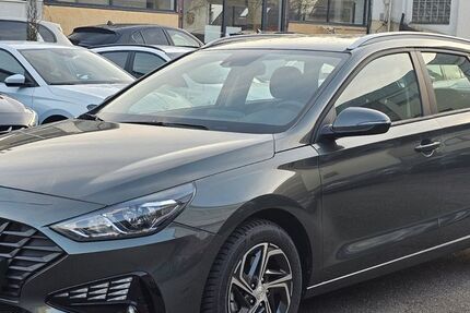 Hyundai i30 4.699 km 18.500 &euro; Leonberg 71229