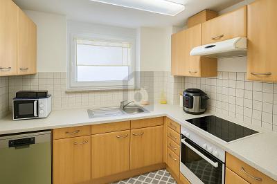 PERFEKTER SCHNITT IN EINEM SEHR GEPFLEGTEN HAUS 2 zimmer