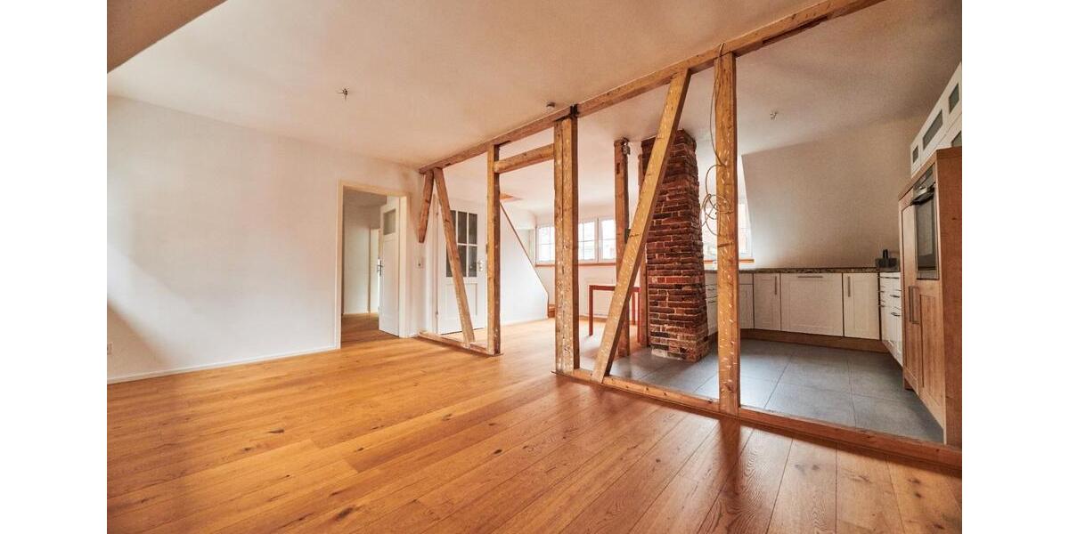 Maisonettenwohnung Sindelfingen - 3.5 Zimmer, 83 m&sup2;, 349.000&euro; | Angebot:26552526