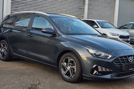 Hyundai i30 28.025 km 17.500 &euro; Leonberg 71229