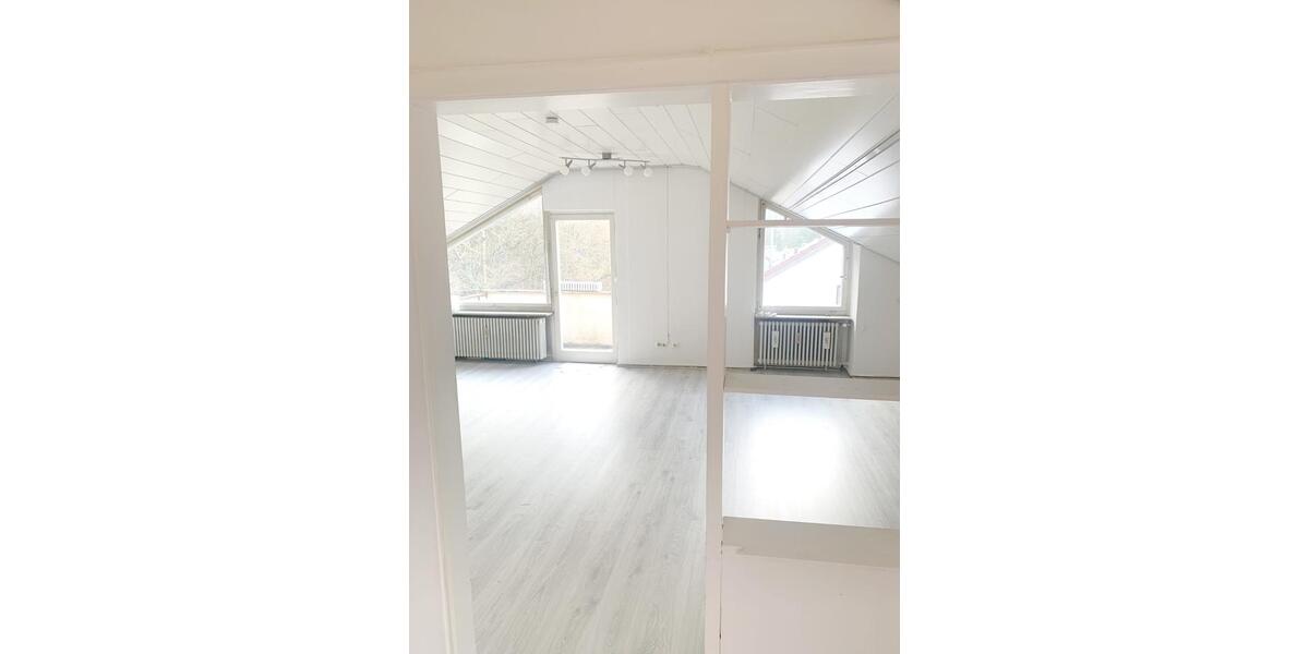 Dachgeschoßwohnung Bad Liebenzell - 1.5 Zimmer, 54 m&sup2;, 125.000&euro; | Angebot:26190048