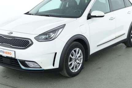 Kia Niro 66.852 km 17.790 € Stuttgart 70195