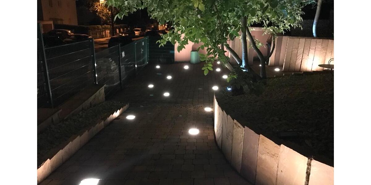 2 Familienhaus auf 1061 qm Grundstück 10 zimmer