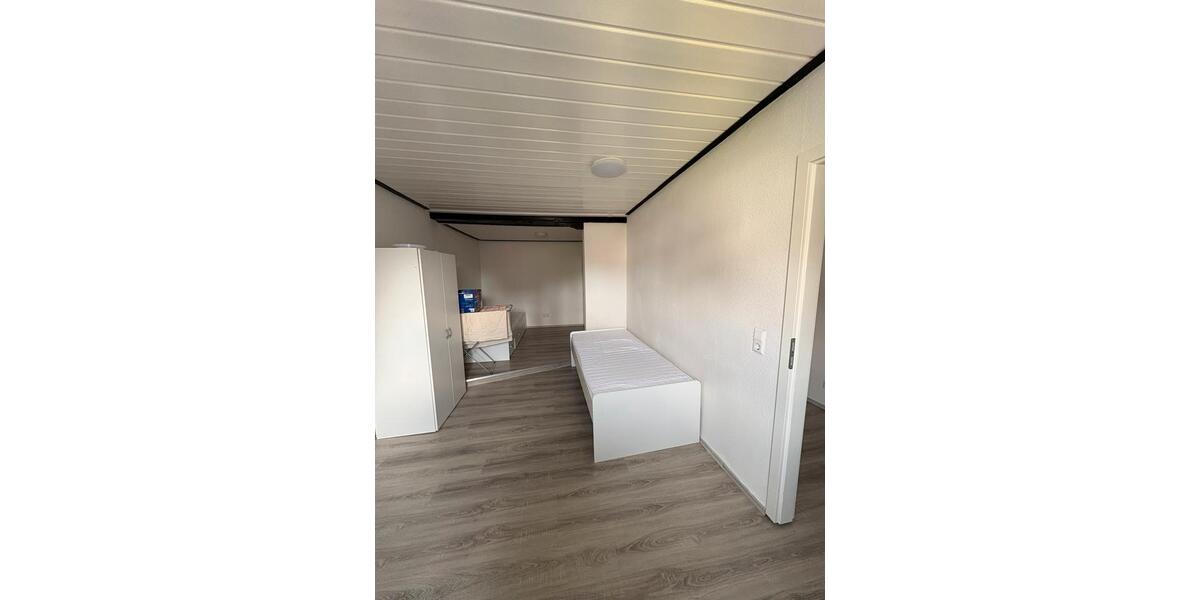 Etagenwohnung Oberderdingen - 3 Zimmer, 25 m&sup2;, 450&euro; | Angebot:26364888
